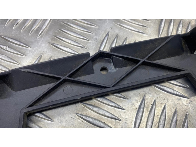 Другая деталь салона