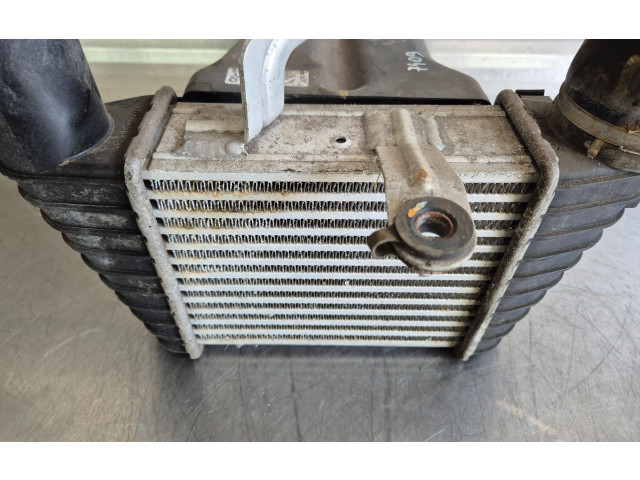Интеркулер MN130321, A6390900414 Mitsubishi Colt