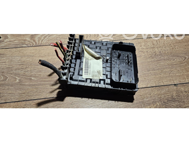 Pojistková skříňka 01718130 Volkswagen Tiguan 2015