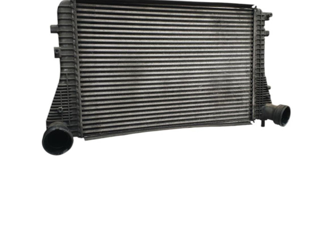 Интеркулер 1K0145803CD Audi A3 S3 A3 Sportback 8P