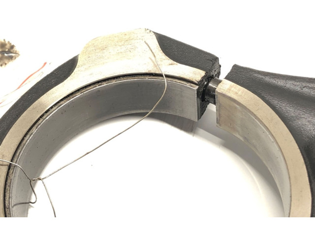 Поршень с шатуном 8340F Jeep Grand Cherokee (WK)