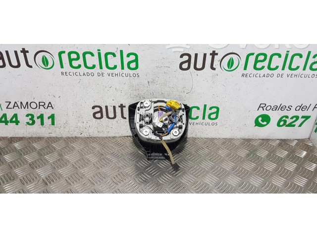 Подушка безопасности водителя 1K0880201, 1K0880201   Volkswagen PASSAT