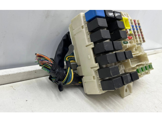 Блок предохранителей 8565a174, 8637a389 Mitsubishi Colt