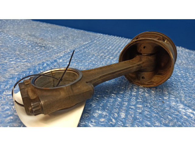  Поршень с шатуном  EBC1289, EAC1868  Jaguar XJS для бензинового двигателя 4.0