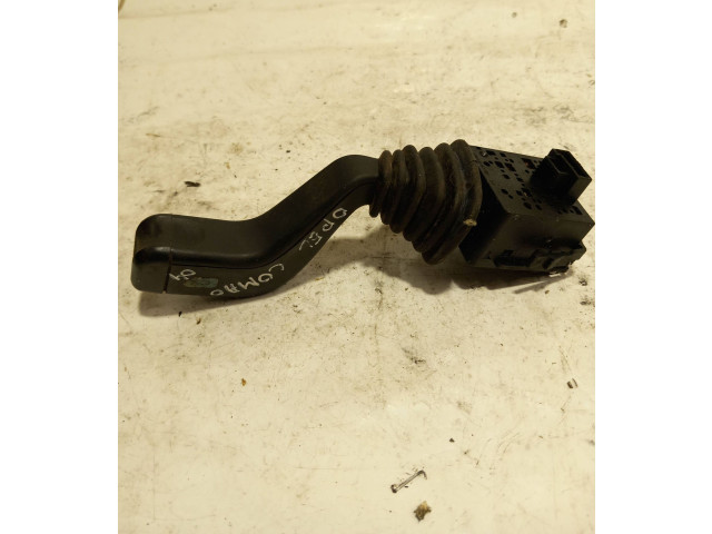 Ручка стеклоочистителей 09185415, 09185414 Opel Combo C