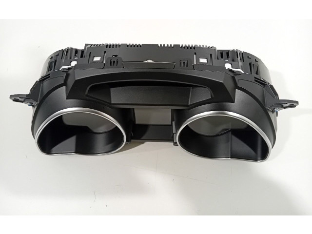 Přístrojová deska Audi RS5 2010 8T0920931K