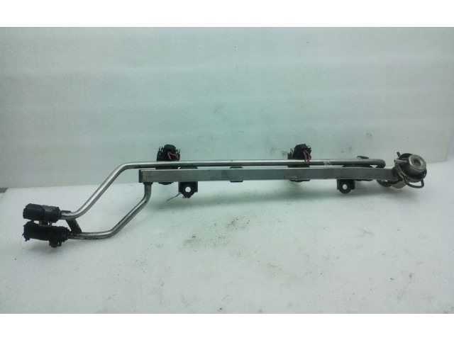 Топливная рампа 06A133317B, 06A133317B   Audi A3 S3 8L  