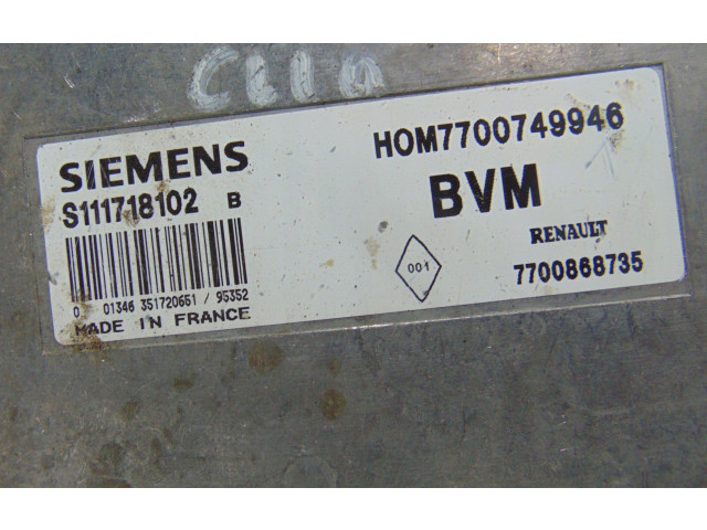 Блок управления двигателя 7700868735   Renault Clio I