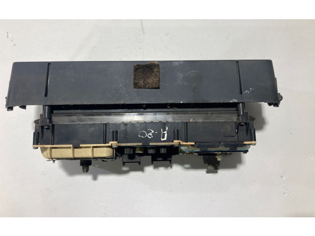 Přístrojová deska Audi 80 90 B2 1985 81117185