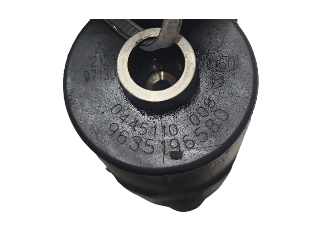 Форсунка 0445110008, 9635196580 Citroen Xantia