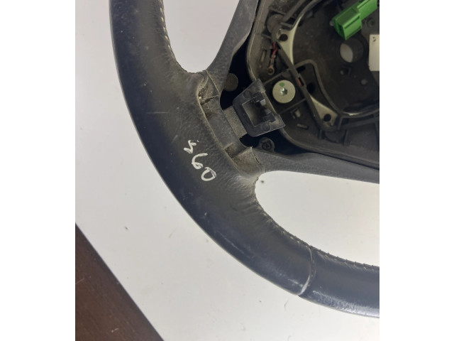 Руль Volvo S60 2001 - 2004 года 08666887