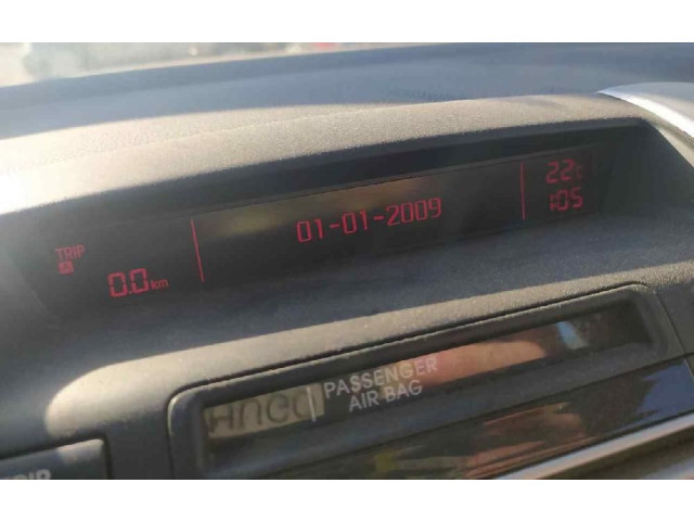 Дисплей    941011P000   KIA Venga