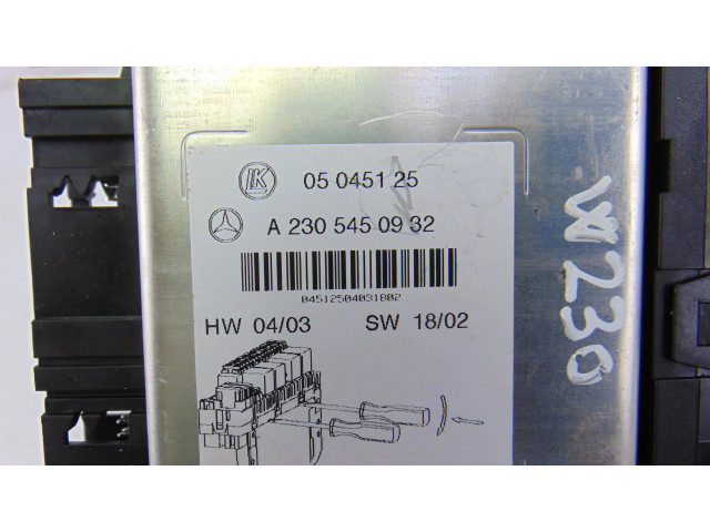 Pojistková skříňka A2305450932 Mercedes-Benz SLK AMG R171 2001