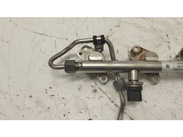 Vstřikovací lišta A2700780645 Mercedes-Benz C AMG W205 pro benzínový motor 4.0