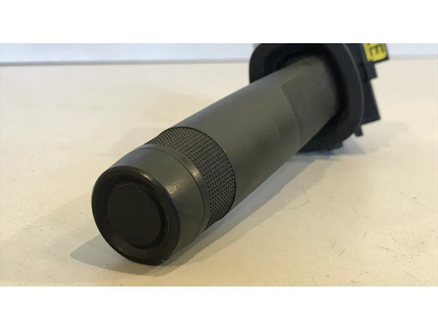 Ручка стеклоочистителей 25991658   Chevrolet Camaro