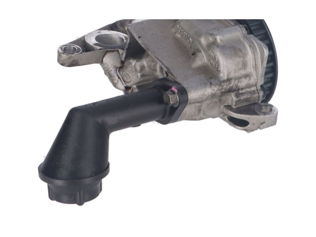 Масляный насос   05L115103F  Volkswagen Golf VIII 