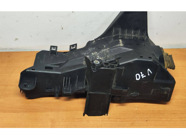 Блок предохранителей  9494210   Volvo V70    