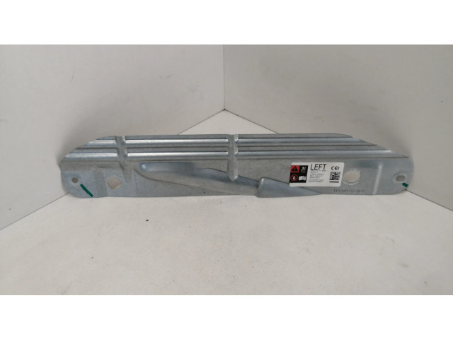 Другая деталь салона