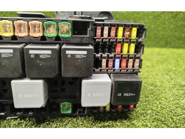 Блок предохранителей BK2T14A175CA, 71547483 Ford Transit Custom