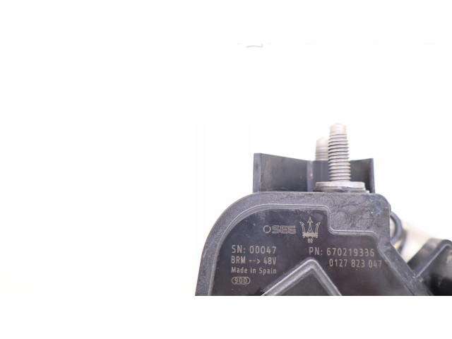 Генератор 670219336 Maserati Grecale