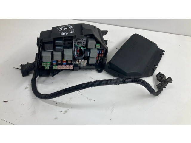 Блок предохранителей 6G9T14A390AF   Ford Galaxy    