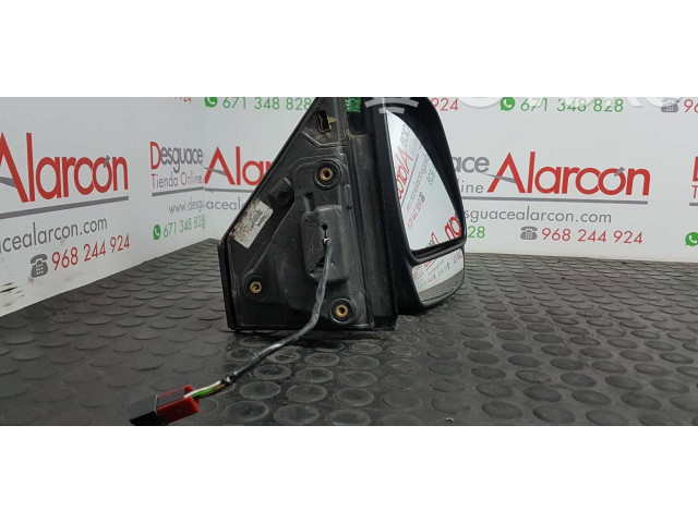 Зеркало электрическое Opel Combo D 2011 - 2017 года