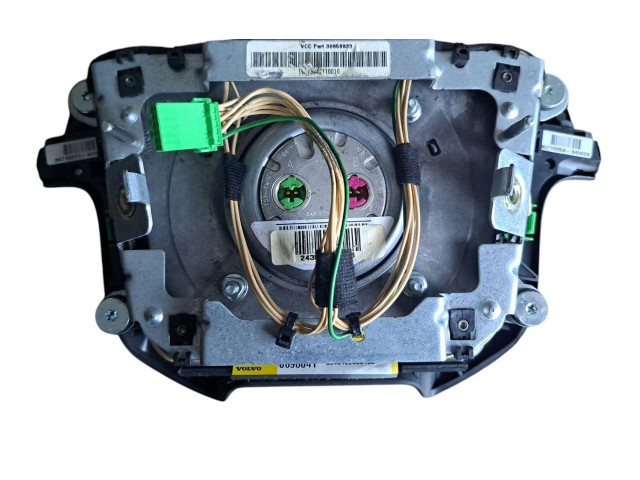 Подушка безопасности водителя 30658933 Volvo V70