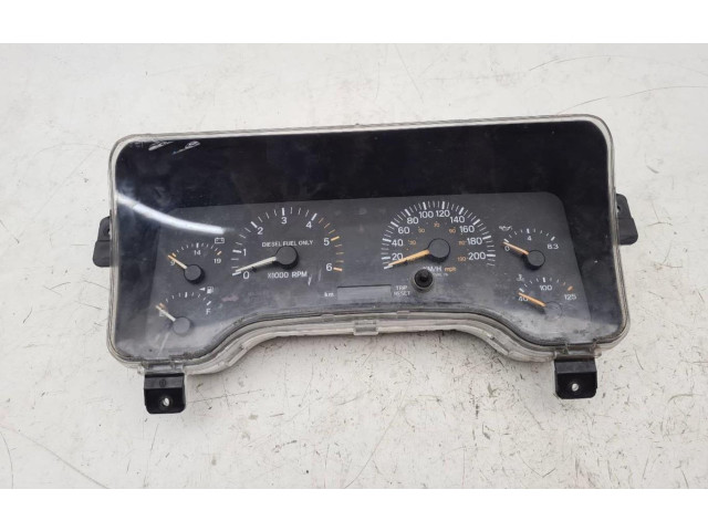 Панель приборов P56010198AB   Jeep Cherokee III KJ       