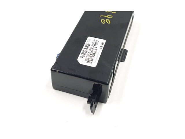 Блок управления 96240J7000   KIA Xceed