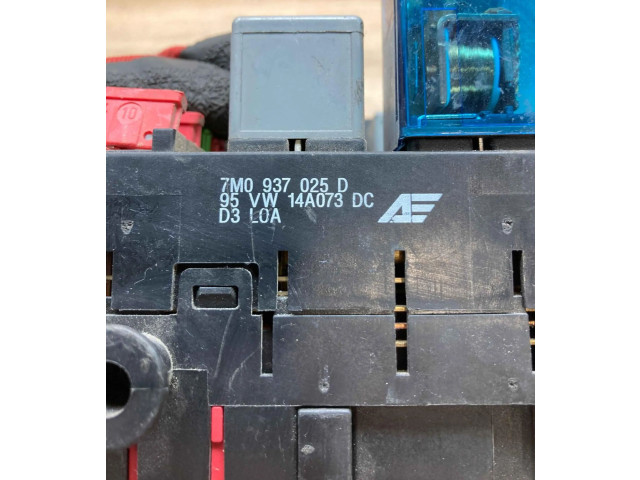 Pojistková skříňka 7M0937025D, 357937039 Seat Alhambra (Mk1) 1996