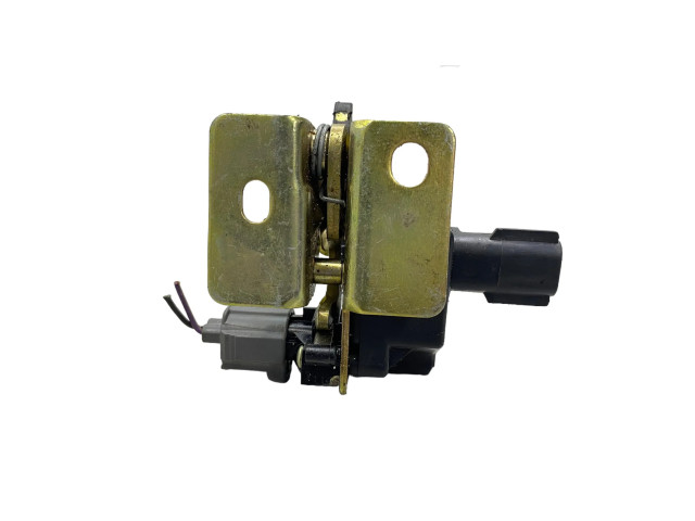 Замок задней крышки