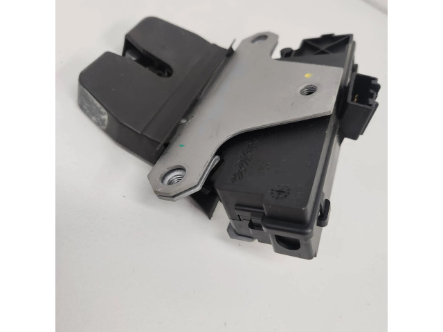 Zámek zadních dveří 01041111006 Ford Focus 2005