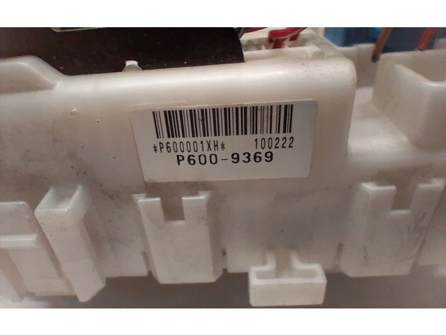 Pojistková skříňka P6009369 Suzuki Swift II 2015