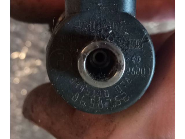 Форсунка 8658752    Volvo V70   