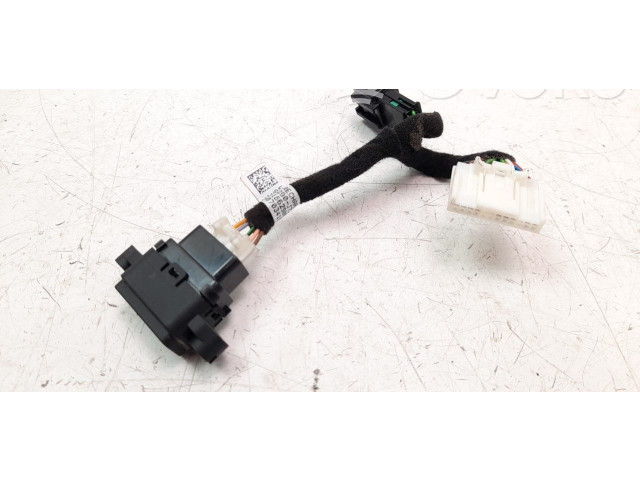 Блок управления 92290J7200 KIA Ceed