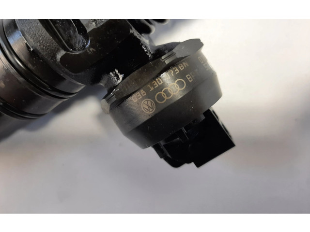 Форсунка 038130073BN    Volkswagen Golf Plus  BLS 