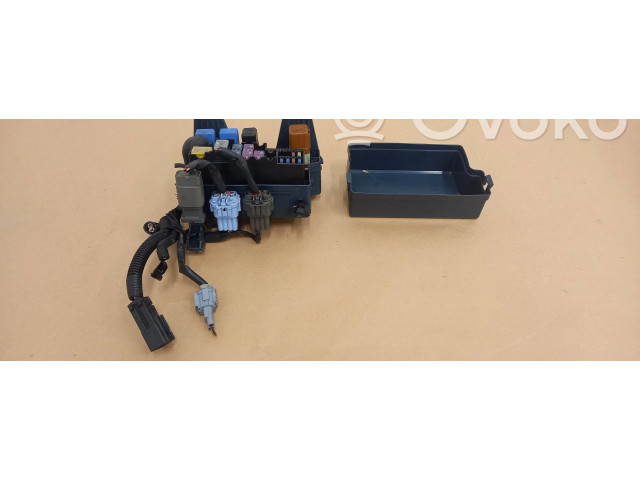 Pojistková skříňka K153822S701 Nissan Navara D22 2004