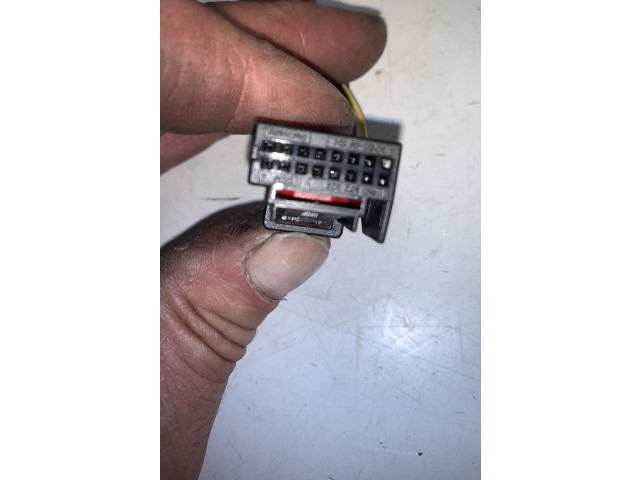 Зеркало электрическое Volkswagen Golf Plus 2005 - 2013 года