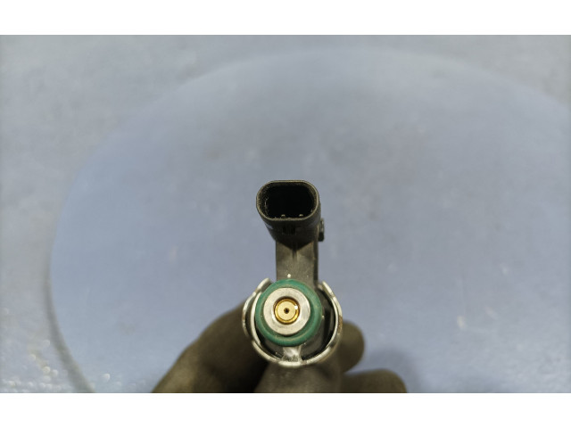 Форсунка 04E906036T, 04E906036T Skoda Fabia Mk3 (NJ)