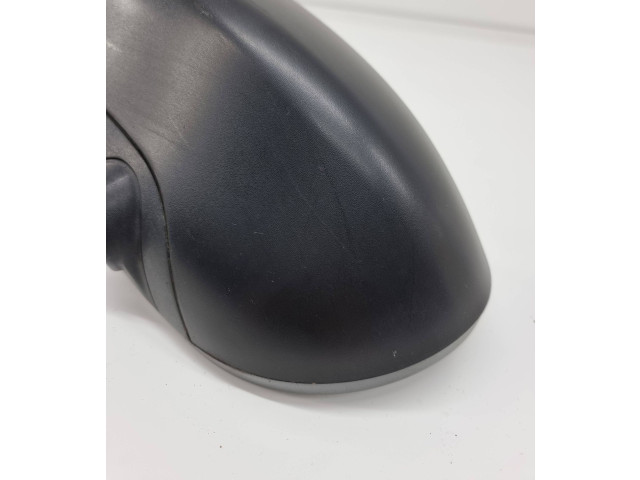 Zámek zadních dveří Nissan Qashqai+2 2012