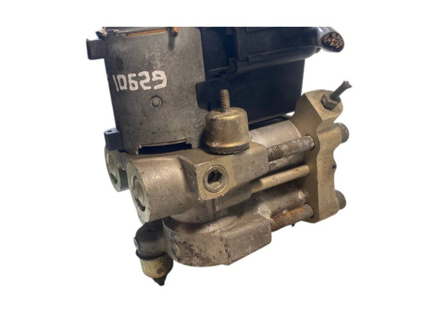 Блок АБС 0265201037, 701614111 Volkswagen Transporter - Caravelle T4 1991 - 2003 года