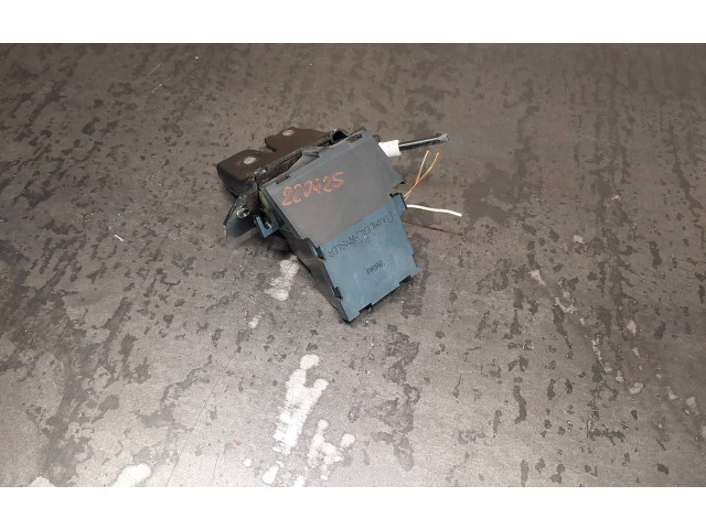 Zámek zadních dveří A1717500085, A1717500185 Mercedes-Benz C W203 2004