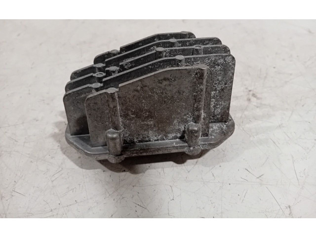 Блок комфорта 10450130 Renault Clio IV