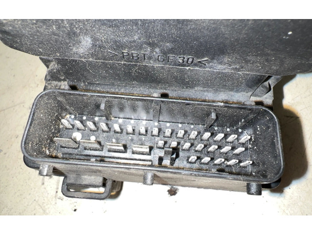 Блок АБС 0273004573, 882043 Skoda Superb B5 (3U) 2001 - 2008 года