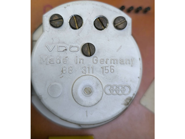 Přístrojová deska Audi 80 90 B3 1990 893919067, 231020025001