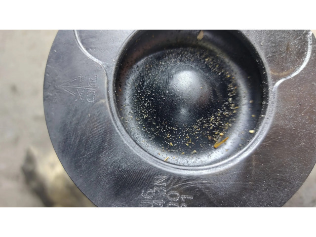 Поршень с шатуном Ford Galaxy для дизельного двигателя 2.0