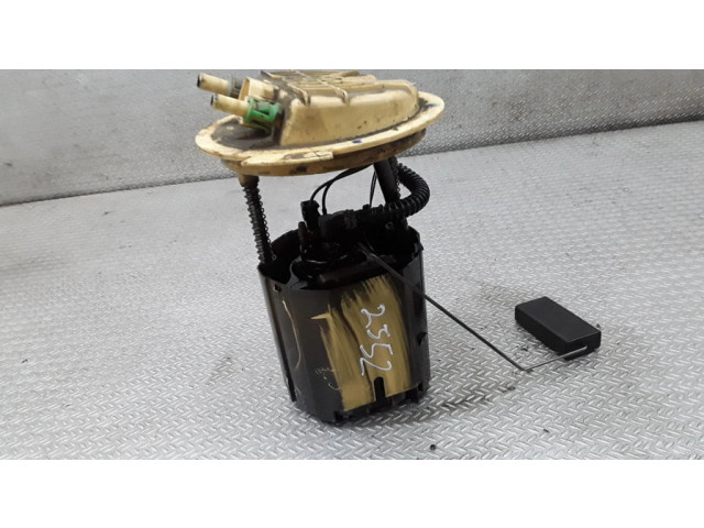 Насос топлива (в топливном баке)