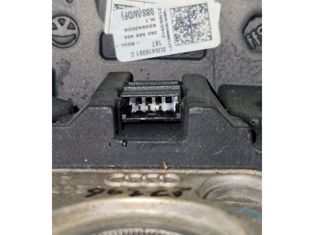 Руль Audi Q3 8U 2011 - 2016 года 8u0419091c, 62482360D