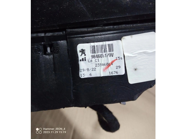 Моторчик заднего дворника 984605179V    Peugeot 308