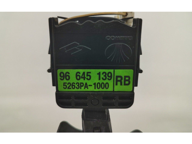 Включатель скорости стеклоочистителей 96645139   Chevrolet Epica